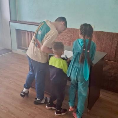 Программа «Мы разные, но мы вместе» для детей, проживающих в пункте временного размещения, 17 марта