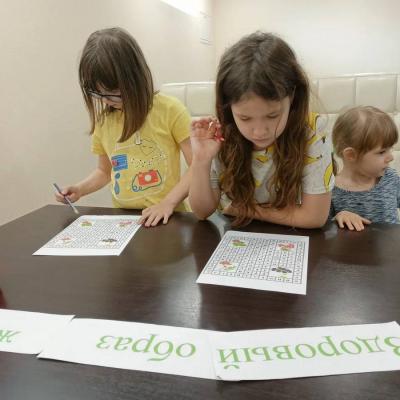Программа о здоровом образе жизни для детей, проживающих в пункте временного размещения, 20 мая